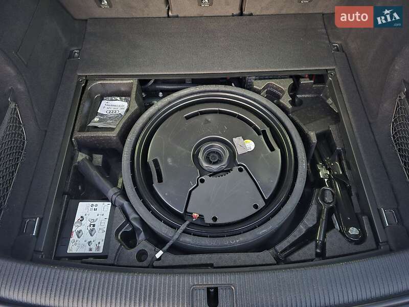 Внедорожник / Кроссовер Audi Q5 2020 в Львове фото 10 Внедорожник / Кроссовер Audi Q5 2020 в Львове