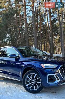Позашляховик / Кросовер Audi Q5 2020 в Львові