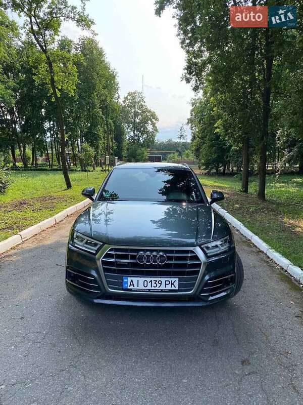 Позашляховик / Кросовер Audi Q5 2018 в Києві