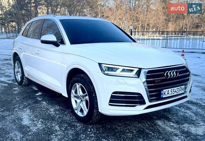 Позашляховик / Кросовер Audi Q5 2018 в Одесі