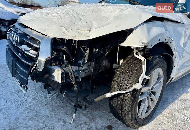 Внедорожник / Кроссовер Audi Q5 2017 в Киеве