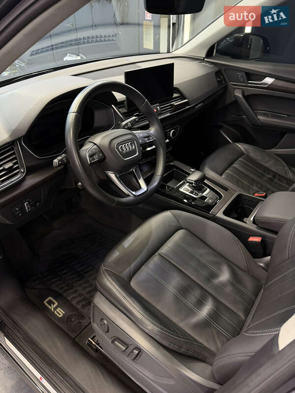 Внедорожник / Кроссовер Audi Q5 2021 в Киеве фото 22 Внедорожник / Кроссовер Audi Q5 2021 в Киеве