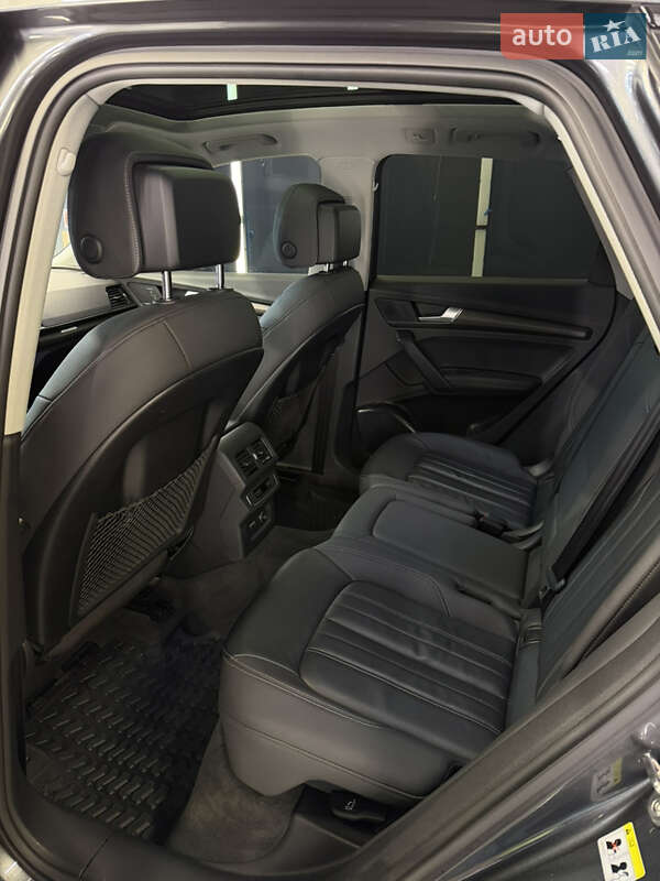 Внедорожник / Кроссовер Audi Q5 2021 в Киеве фото 30 Внедорожник / Кроссовер Audi Q5 2021 в Киеве