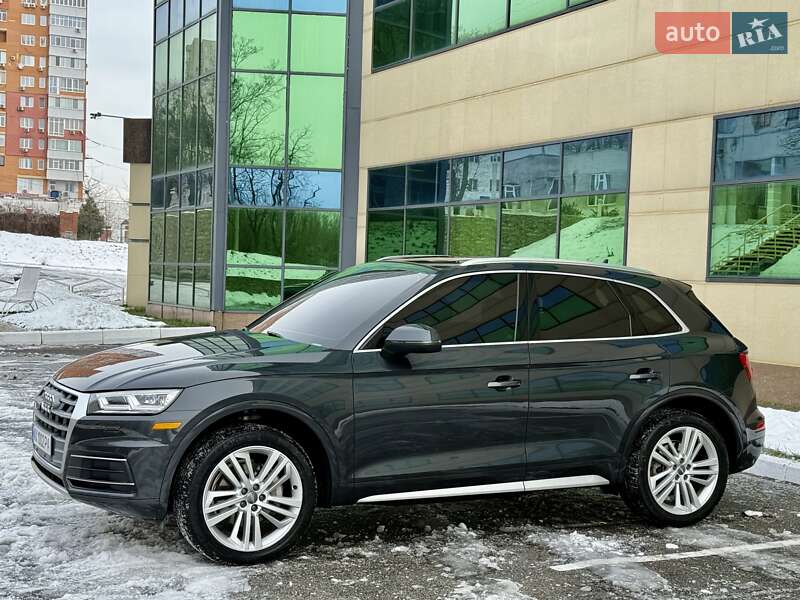 Внедорожник / Кроссовер Audi Q5 2017 в Харькове