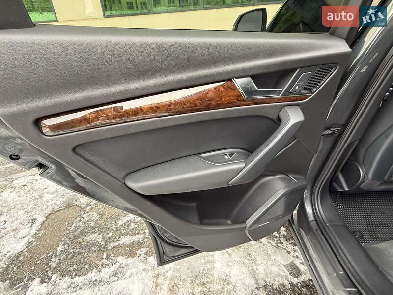 Внедорожник / Кроссовер Audi Q5 2017 в Харькове