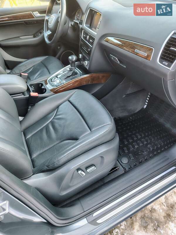 Внедорожник / Кроссовер Audi Q5 2015 в Ивано-Франковске