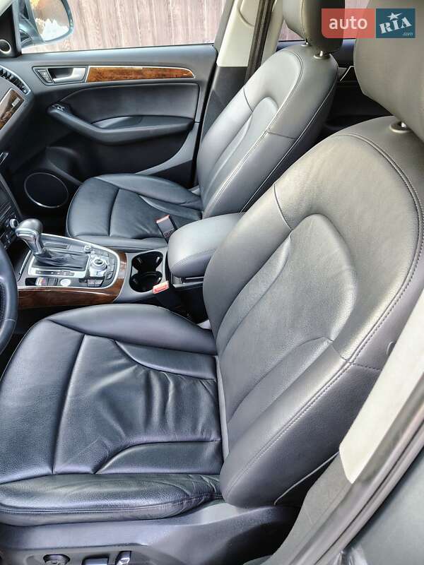 Внедорожник / Кроссовер Audi Q5 2015 в Ивано-Франковске