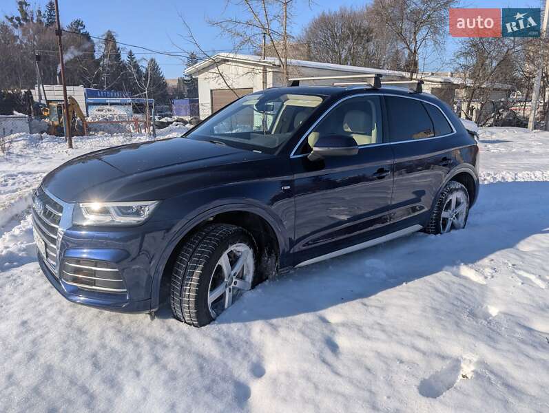Внедорожник / Кроссовер Audi Q5 2017 в Львове