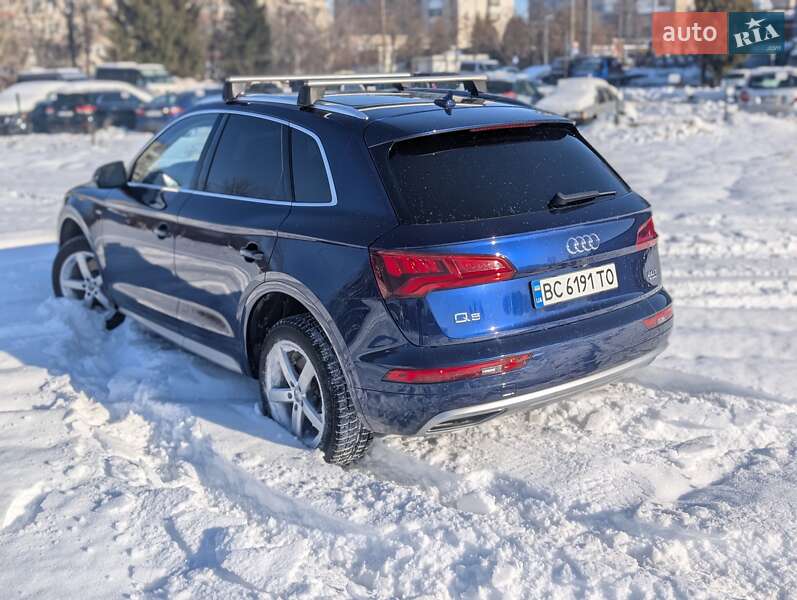 Внедорожник / Кроссовер Audi Q5 2017 в Львове
