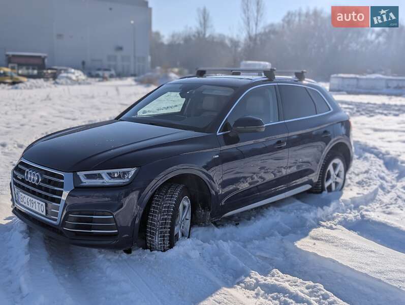 Внедорожник / Кроссовер Audi Q5 2017 в Львове