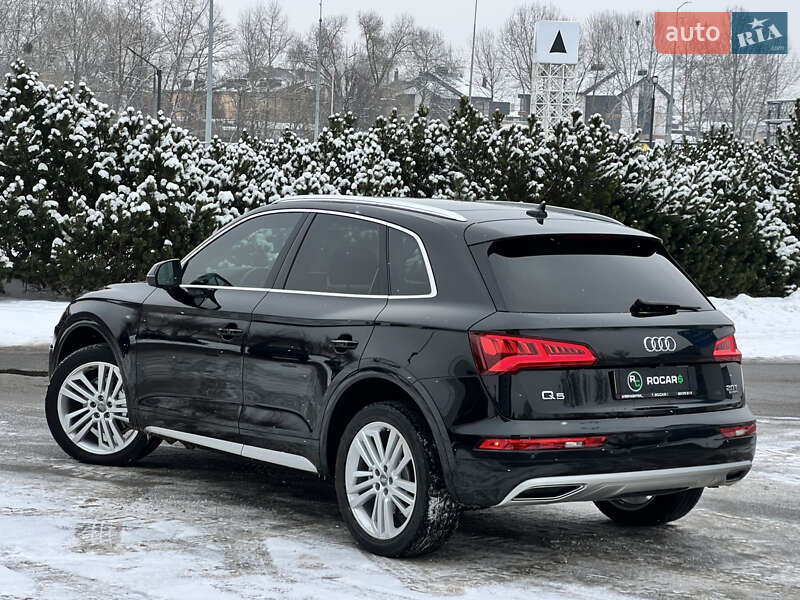 Внедорожник / Кроссовер Audi Q5 2018 в Киеве фото 18 Внедорожник / Кроссовер Audi Q5 2018 в Киеве