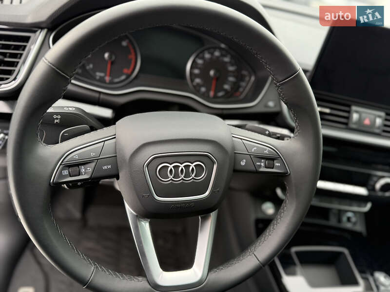 Внедорожник / Кроссовер Audi Q5 2023 в Стрые