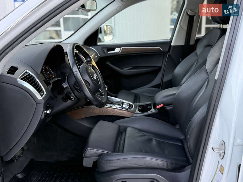 Внедорожник / Кроссовер Audi Q5 2014 в Ровно