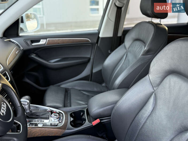 Внедорожник / Кроссовер Audi Q5 2014 в Ровно