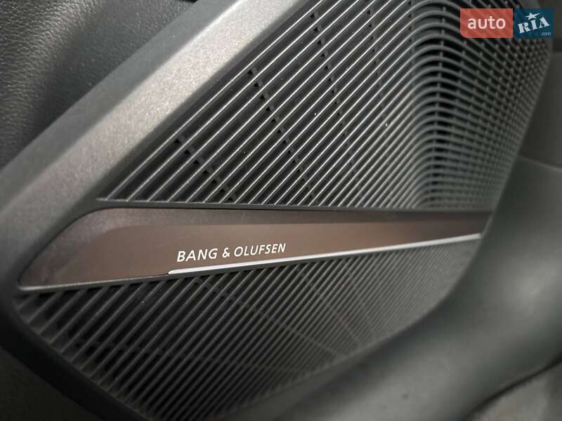 Позашляховик / Кросовер Audi Q5 2017 в Стрию фото 38 Позашляховик / Кросовер Audi Q5 2017 в Стрию