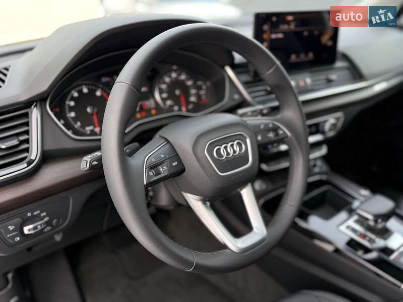 Внедорожник / Кроссовер Audi Q5 2023 в Стрые