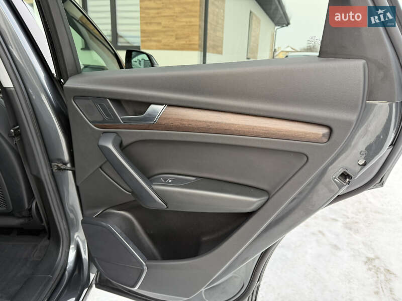 Внедорожник / Кроссовер Audi Q5 2023 в Стрые