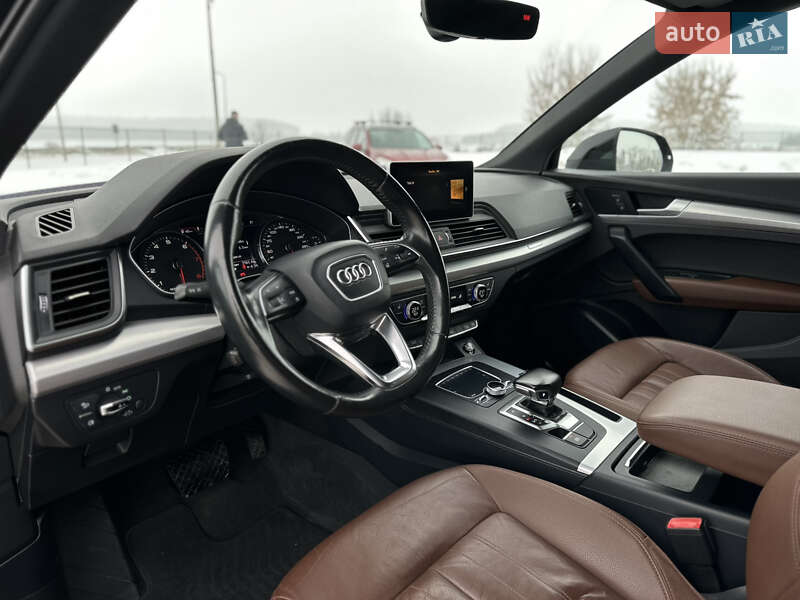 Внедорожник / Кроссовер Audi Q5 2018 в Радивилове