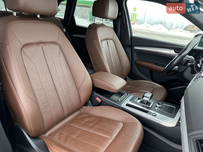 Внедорожник / Кроссовер Audi Q5 2018 в Радивилове