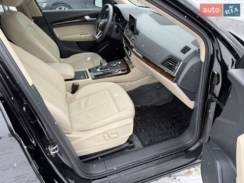 Внедорожник / Кроссовер Audi Q5 2020 в Львове фото 7 Внедорожник / Кроссовер Audi Q5 2020 в Львове