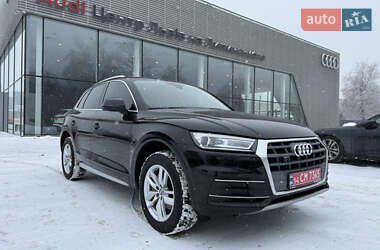 Внедорожник / Кроссовер Audi Q5 2020 в Львове