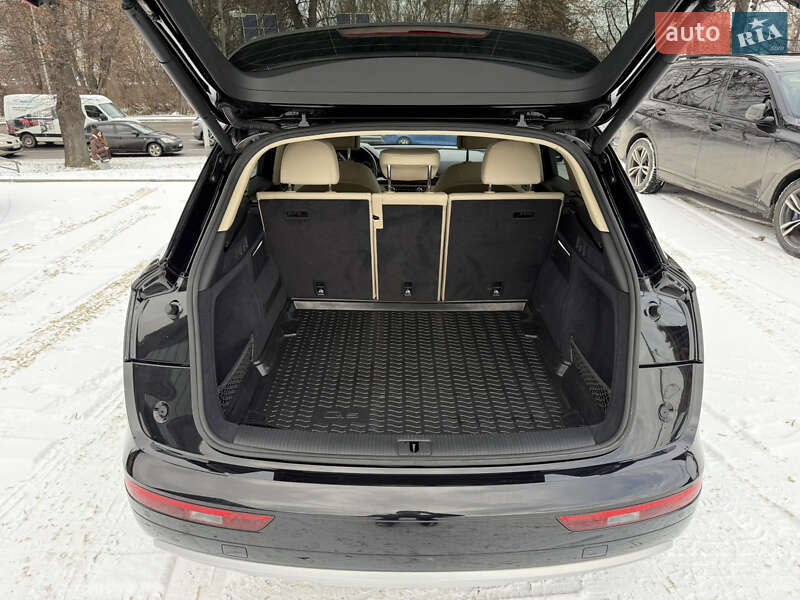 Внедорожник / Кроссовер Audi Q5 2020 в Львове фото 31 Внедорожник / Кроссовер Audi Q5 2020 в Львове