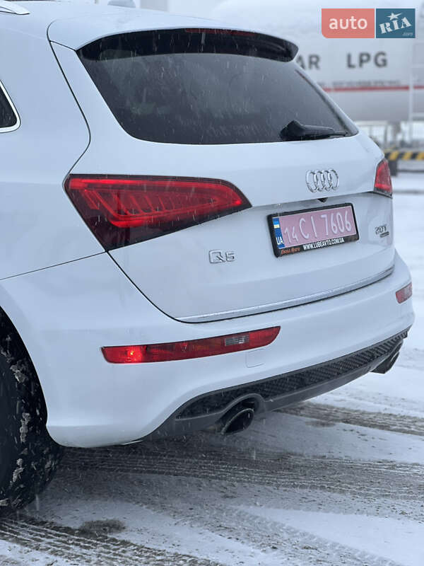 Позашляховик / Кросовер Audi Q5 2016 в Львові