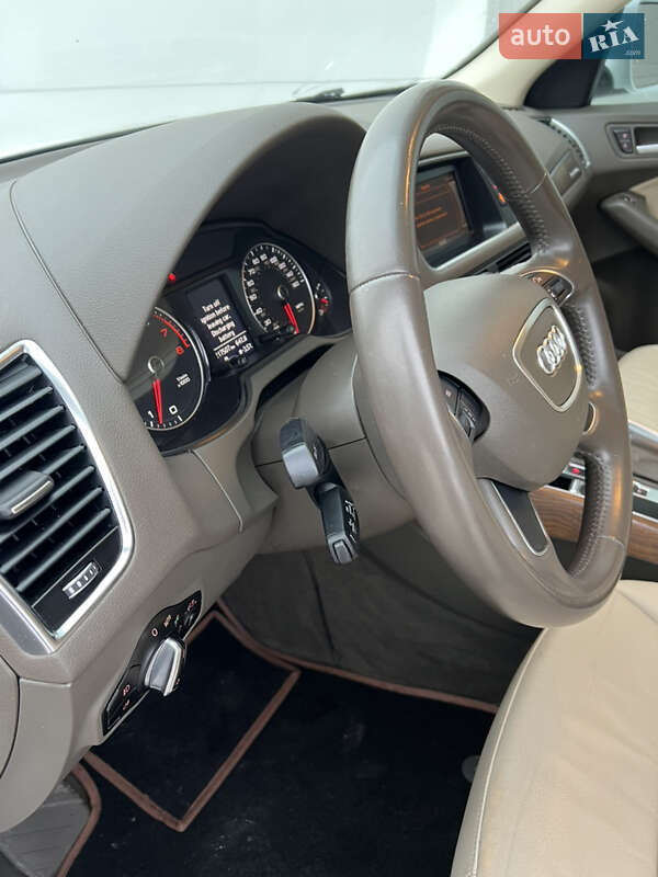 Внедорожник / Кроссовер Audi Q5 2013 в Киеве