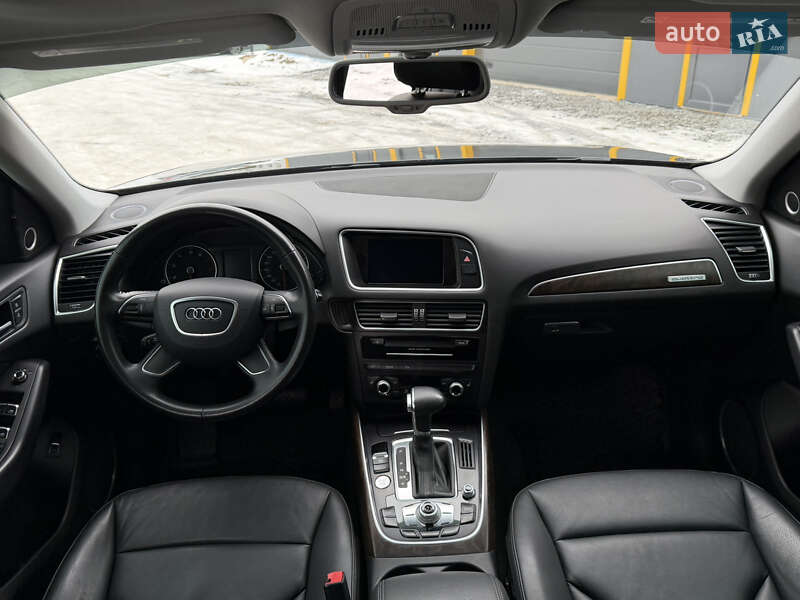 Позашляховик / Кросовер Audi Q5 2016 в Самборі