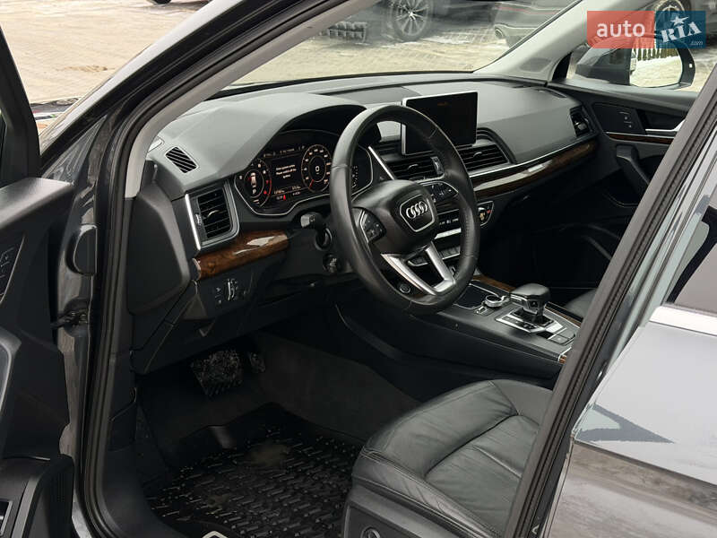 Позашляховик / Кросовер Audi Q5 2018 в Рівному фото 12 Позашляховик / Кросовер Audi Q5 2018 в Рівному