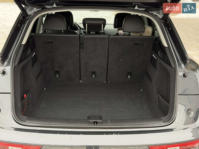 Позашляховик / Кросовер Audi Q5 2018 в Рівному фото 37 Позашляховик / Кросовер Audi Q5 2018 в Рівному