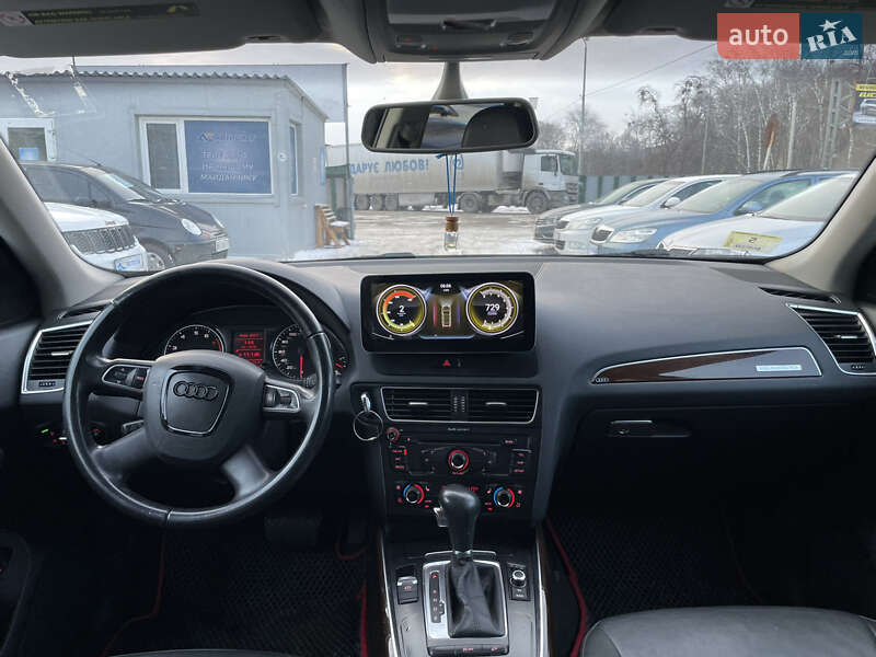 Внедорожник / Кроссовер Audi Q5 2011 в Полтаве