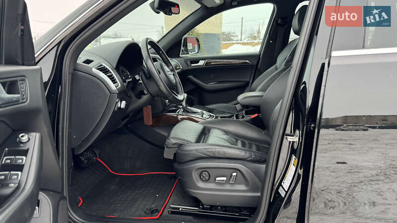 Позашляховик / Кросовер Audi Q5 2016 в Дубні