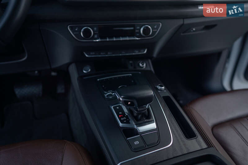 Позашляховик / Кросовер Audi Q5 2019 в Рівному фото 17 Позашляховик / Кросовер Audi Q5 2019 в Рівному