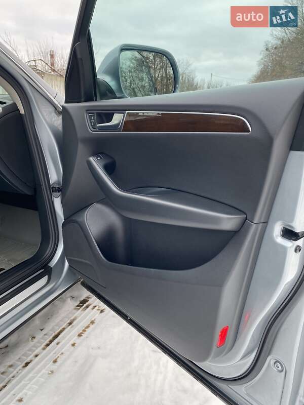 Внедорожник / Кроссовер Audi Q5 2011 в Полтаве фото 24 Внедорожник / Кроссовер Audi Q5 2011 в Полтаве