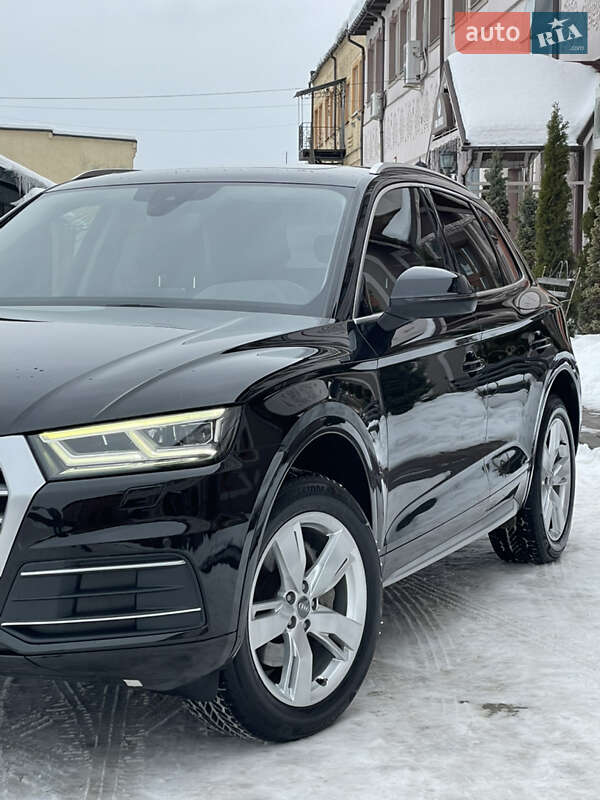 Позашляховик / Кросовер Audi Q5 2018 в Стрию