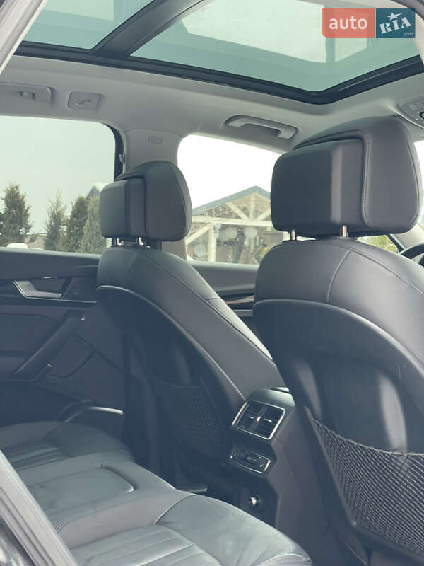 Позашляховик / Кросовер Audi Q5 2018 в Стрию