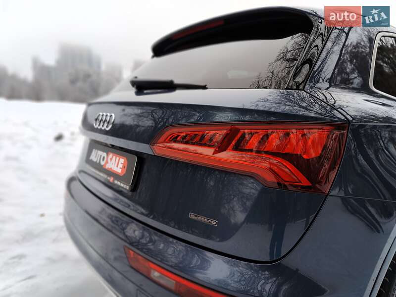 Позашляховик / Кросовер Audi Q5 2017 в Києві