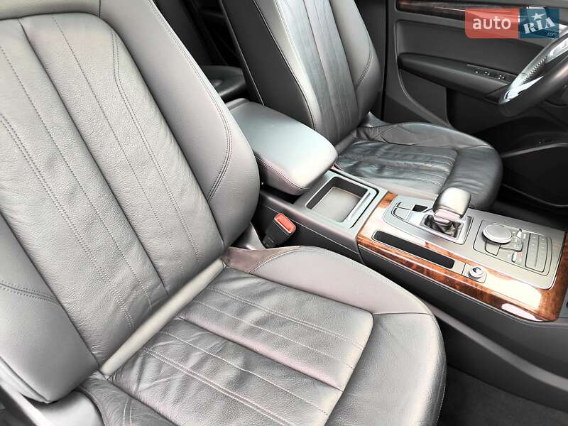 Позашляховик / Кросовер Audi Q5 2017 в Києві