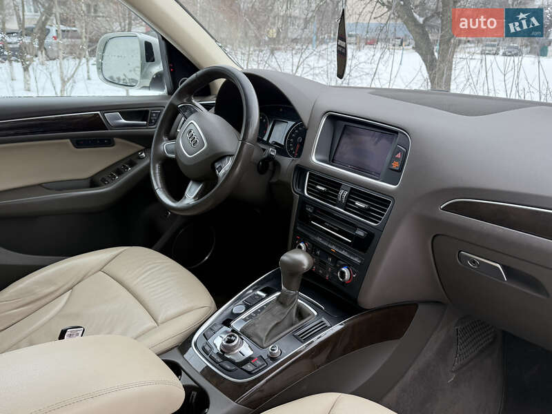 Внедорожник / Кроссовер Audi Q5 2014 в Павлограде