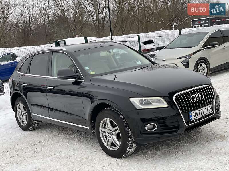 Внедорожник / Кроссовер Audi Q5 2015 в Бердичеве