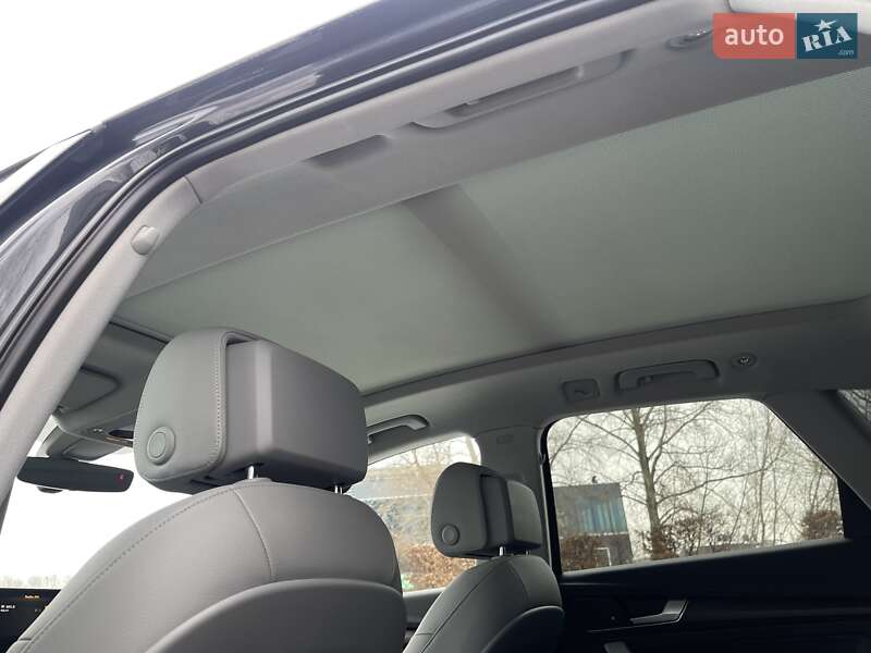 Внедорожник / Кроссовер Audi Q5 2017 в Киеве