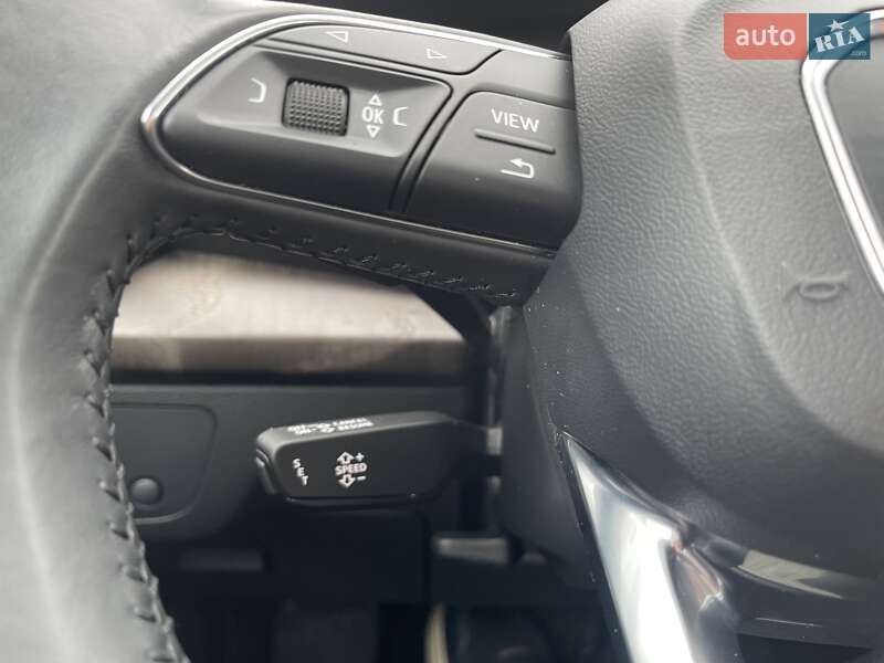 Внедорожник / Кроссовер Audi Q5 2017 в Киеве