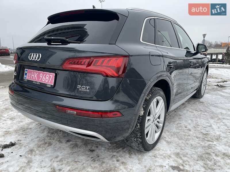 Внедорожник / Кроссовер Audi Q5 2017 в Киеве