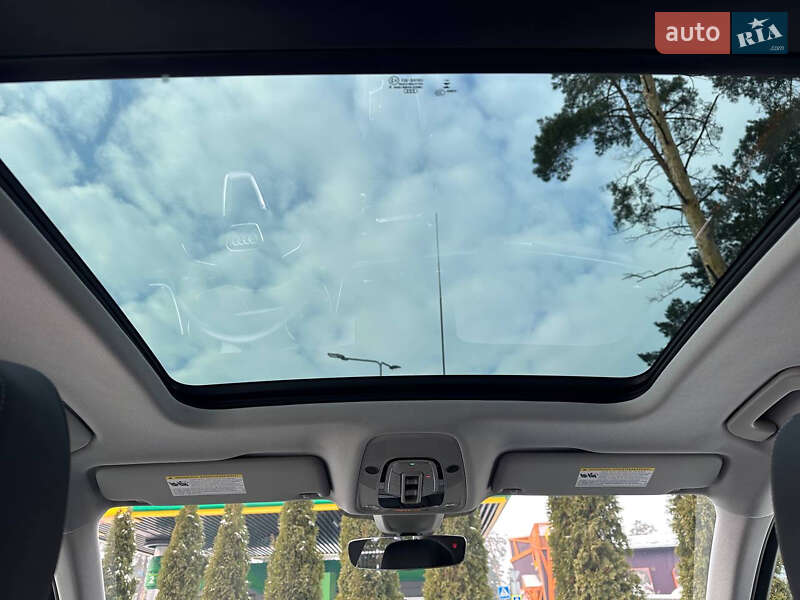 Позашляховик / Кросовер Audi Q5 2023 в Києві