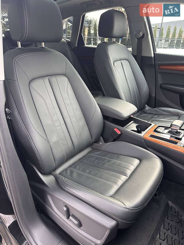 Позашляховик / Кросовер Audi Q5 2023 в Києві