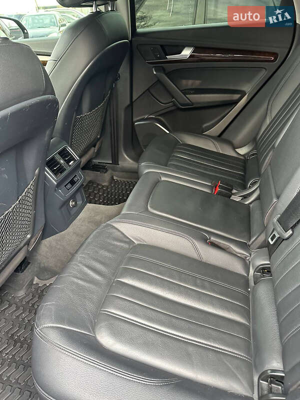 Внедорожник / Кроссовер Audi Q5 2018 в Днепре