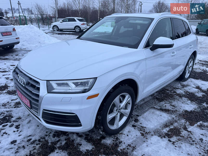 Внедорожник / Кроссовер Audi Q5 2020 в Луцке