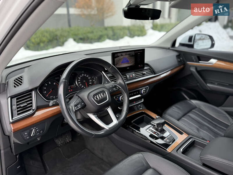 Позашляховик / Кросовер Audi Q5 2020 в Стрию