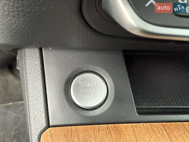 Позашляховик / Кросовер Audi Q5 2020 в Стрию